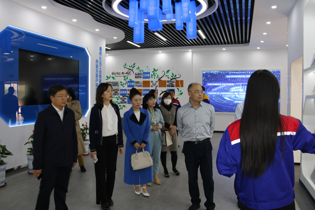 青島市科技局基礎(chǔ)研究處處長李欣一行蒞臨銳智考察指導(dǎo)市重點(diǎn)實(shí)驗室建設(shè)工作